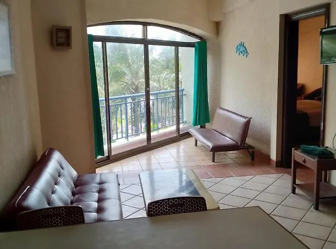 New Renovated 2 Rooms Luxury Suites Anyer
