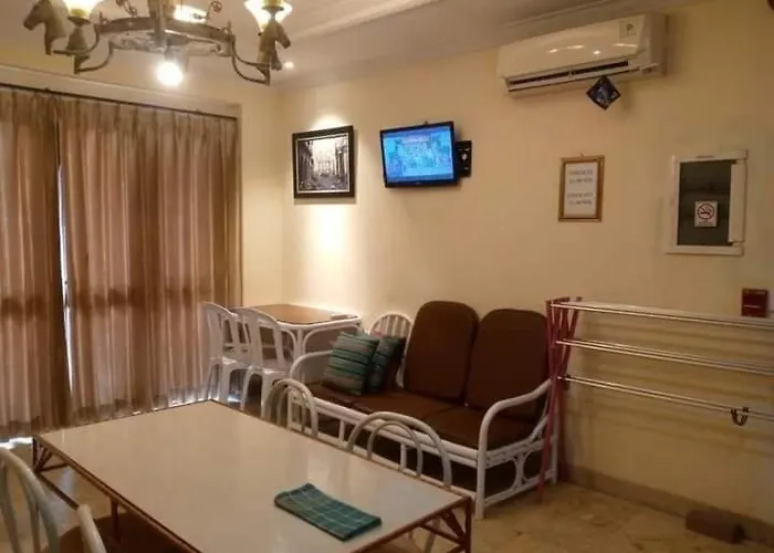 Villa Lippo Pantai Carita 9